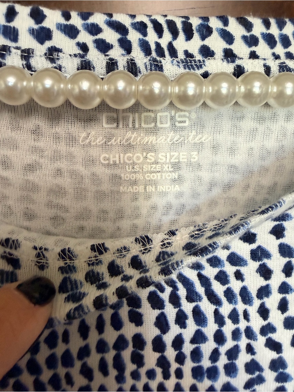 Chico's Navy and White Dot Short Sleeve Top - Picture 4 of 4